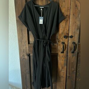Women’s Black midi dress new with tags